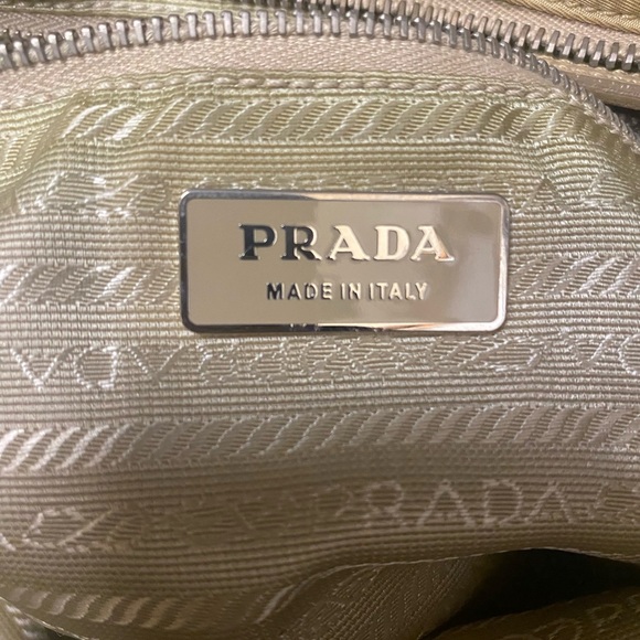 PRADA Nylon Tote Bag - Authentic - Picture 4 of 7